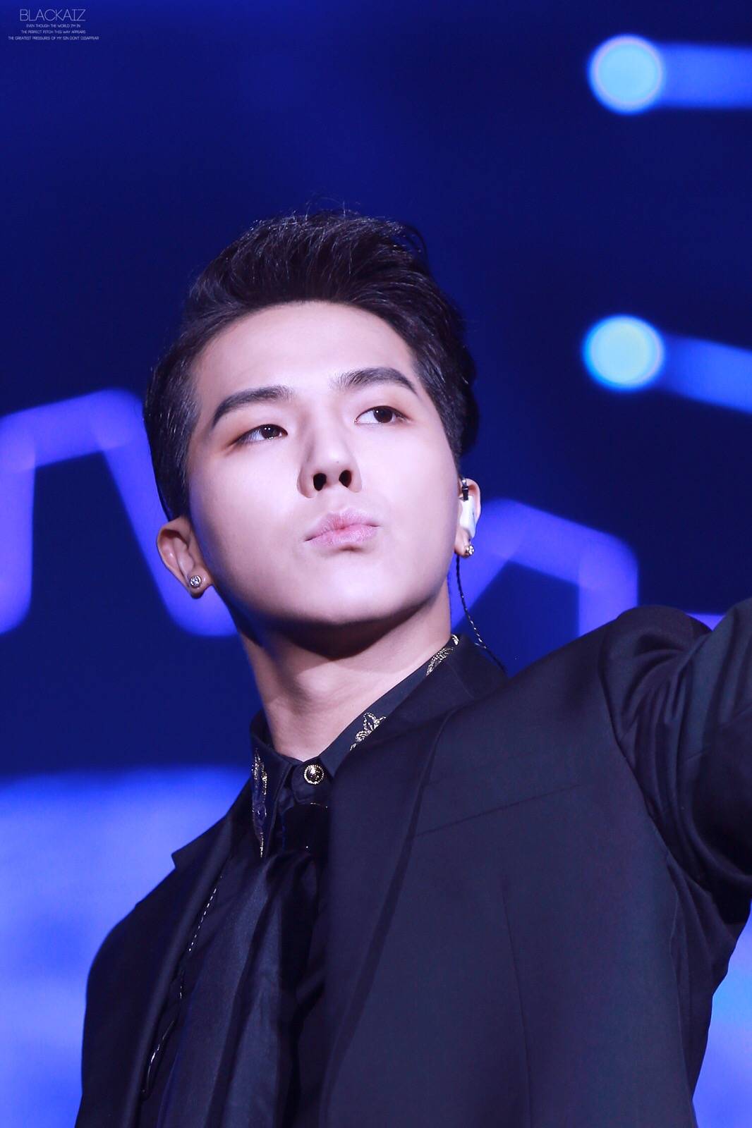 winner#宋闵浩【高清】150325 qq音乐盛典 man爆的可爱鬼mino cr.