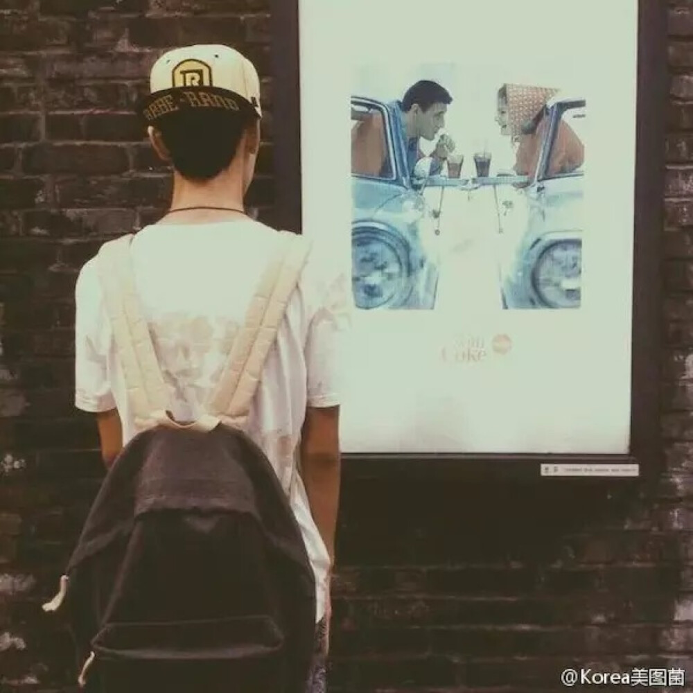 高清情侣头像一左一右by 初见你929