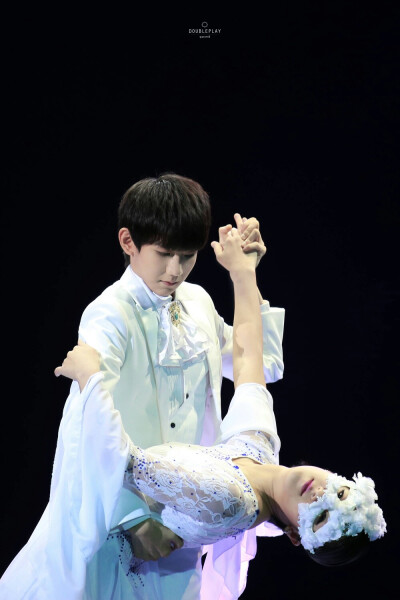 华尔兹