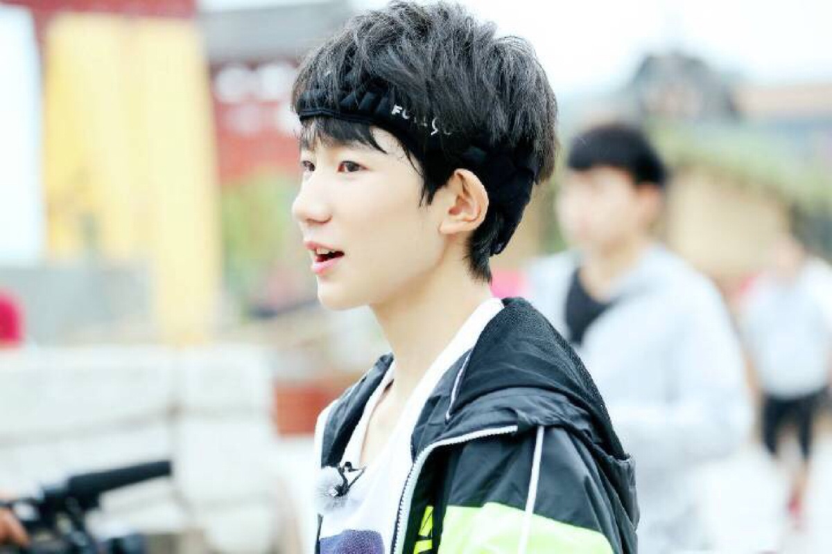 王源 #tfboys王源 #tfboys 电脑桌面壁纸桌面背景 高清 美颜 可爱