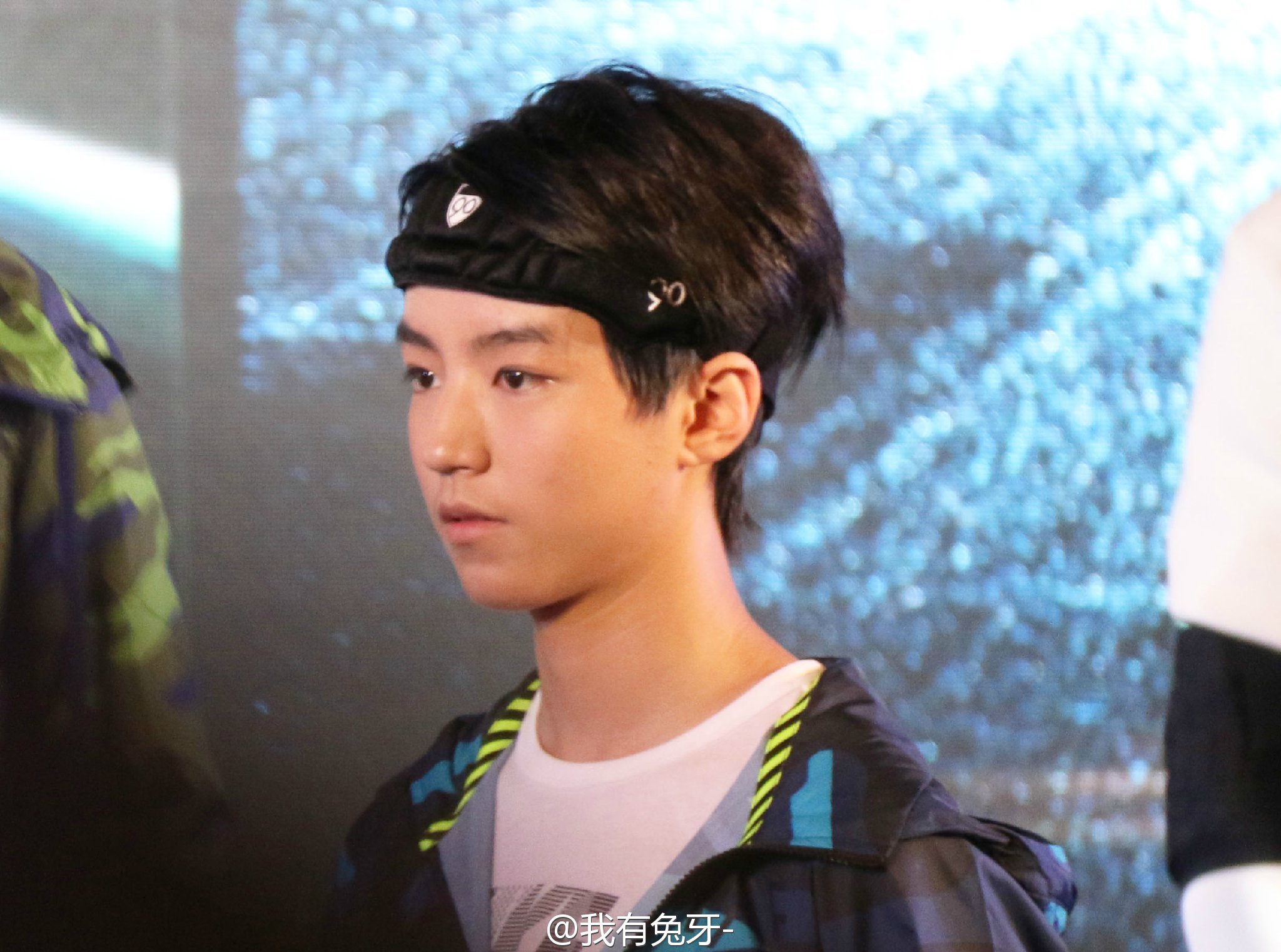 王俊凯#tfboys王俊凯#tfboys 151026 全员加速中发布会 cr:斡行