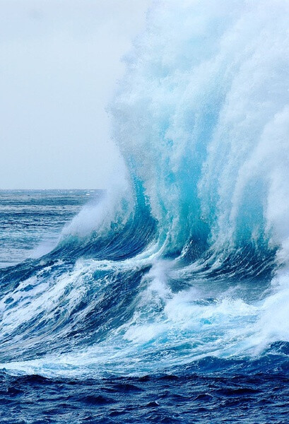 大海 天空 蓝色 壁纸 桌面 海水 海边 海浪 浪花