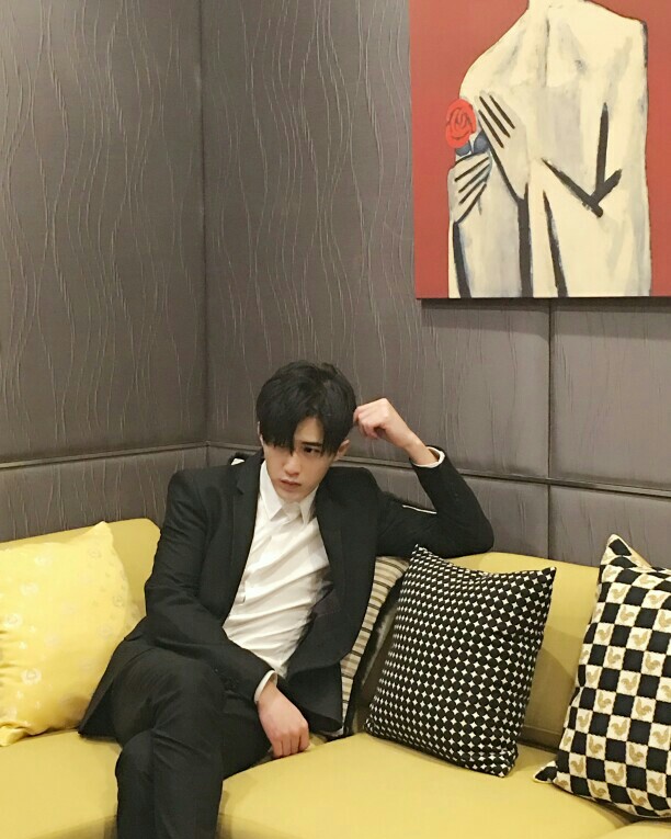 mic 檀健次