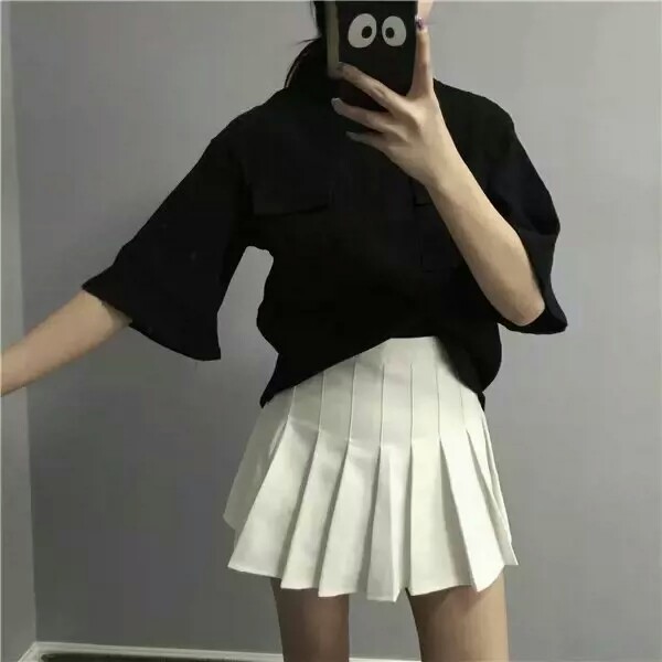 女生头像 半身 简约 黑白