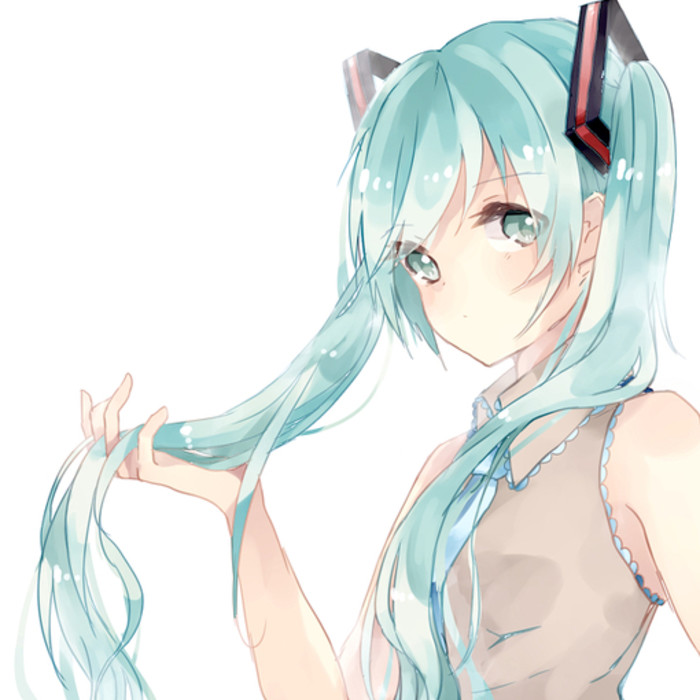 万圣初音 头像 q版 高清图 初音未来 美少女 双马尾 萝莉 异色瞳 二