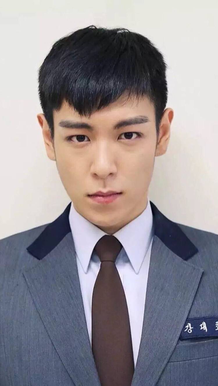 bigbang top 崔胜贤 人物照片键盘壁纸 个性iphone锁屏背景 平铺直叙