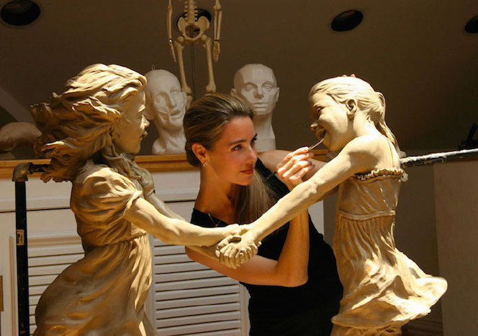 美国女雕塑家 angela mia de la vega 总是能抓住孩子们最自由无邪的