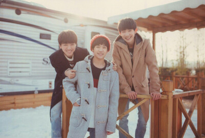 tfboys 圣诞写真