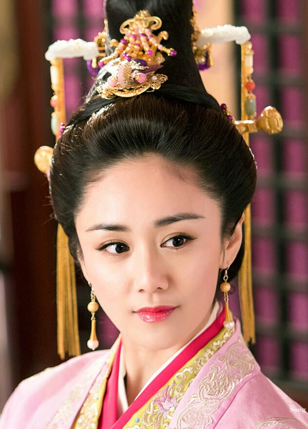 刘芸 思美人