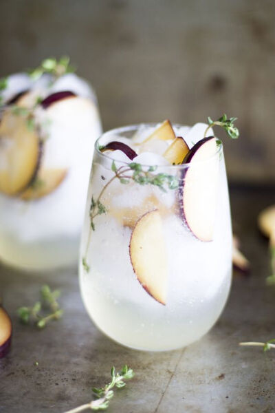 plum and thyme prosecco smash 鸡尾酒 夏日 冰饮 饮料