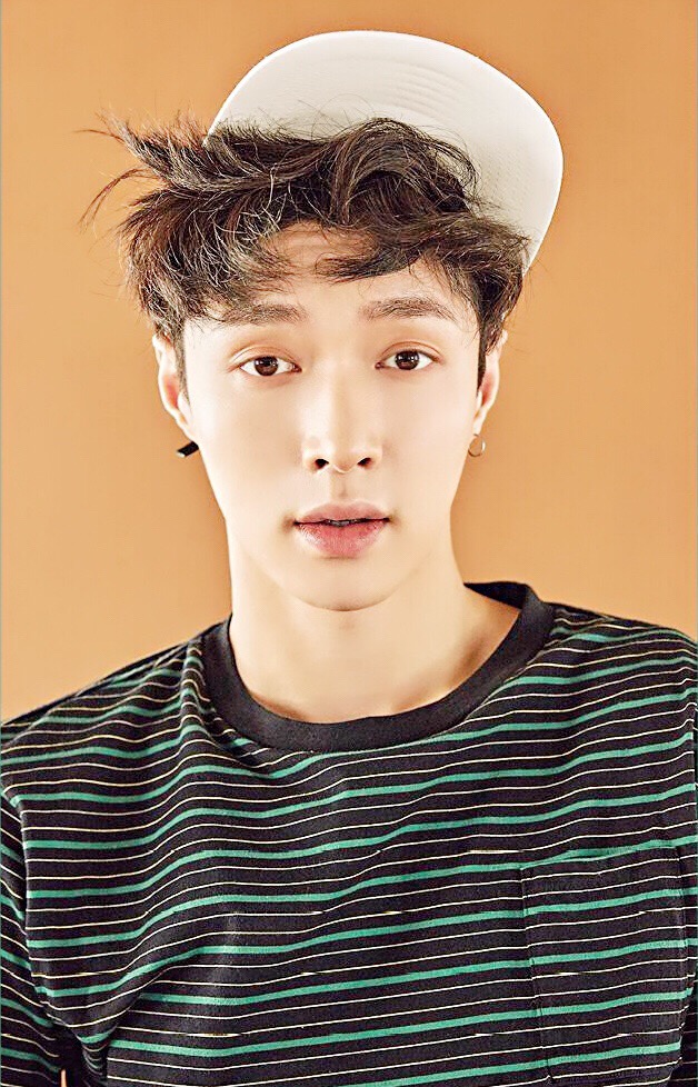 exo 张艺兴 lay