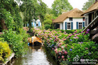 【荷兰羊角村】最原始的童话小镇 giethoorn,于1230年就存在了.