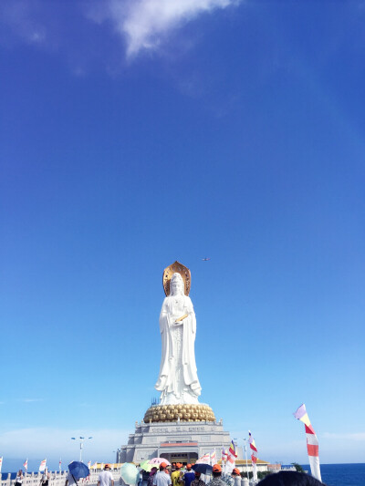 海南三亚南海观音娘娘