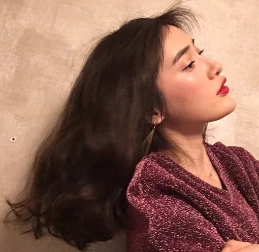 孤独时代 女生头像