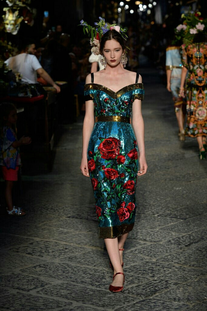 最具有高定之姿的品牌,杜嘉班纳(dolce&gabbana)一定算是其中一个.