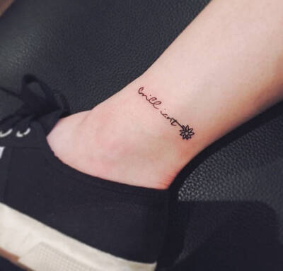 脚踝上的纹身tattoo 简直太美