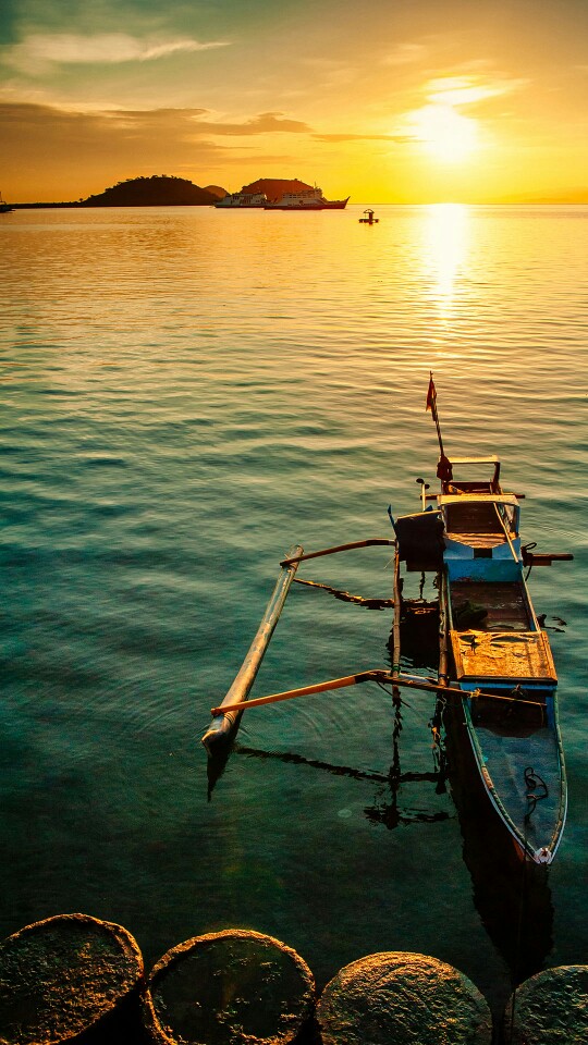 海边,夕阳,小船