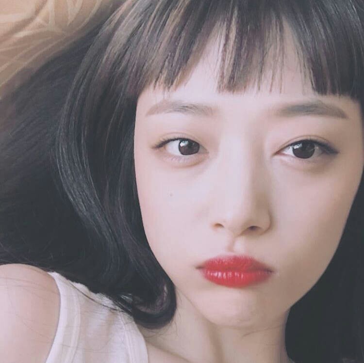 韩国女爱豆头像 崔雪莉sulli