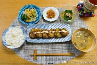 厨房 下厨房 晚餐 好吃 小吃 食物 饕餮 食谱 菜单 菜谱 摆盘 餐具