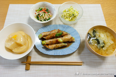 厨房 下厨房 晚餐 好吃 小吃 食物 饕餮 食谱 菜单 菜谱 摆盘 餐具