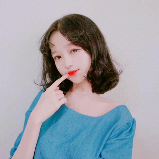 女生头像# #自截头像# #高清头像# #头像# #明星头像# #韩系头像