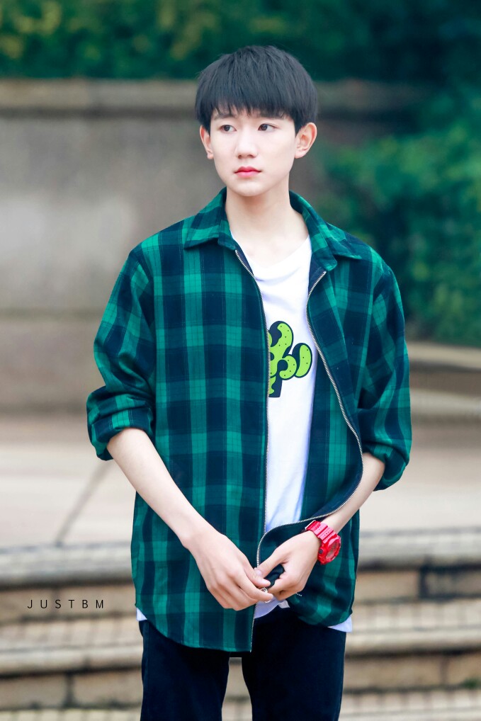 王源#tfboys 电视剧我们的少年时代拍摄花絮 高清 可爱