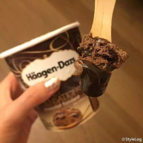 haagen dazs 爆浆流心巧克力冰