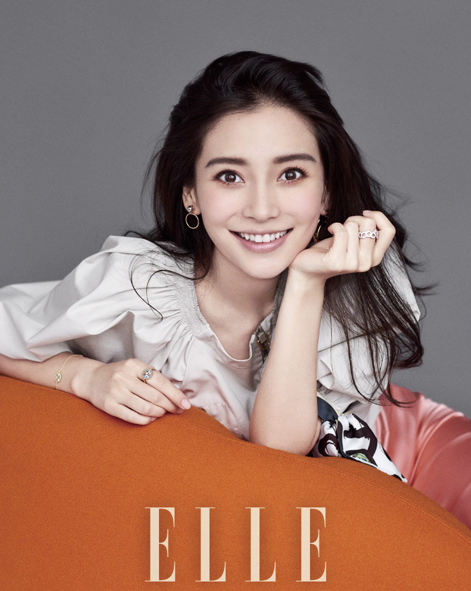 2016《elle 世界服装之苑》十二月刊封面:a 堆糖,美图壁纸兴趣