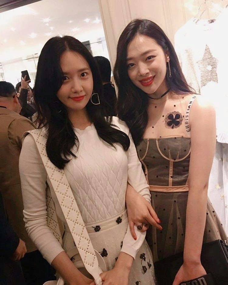 林允儿少女时代yoona崔雪莉sulli