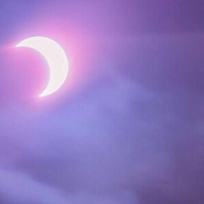 月亮 紫色 背景图
