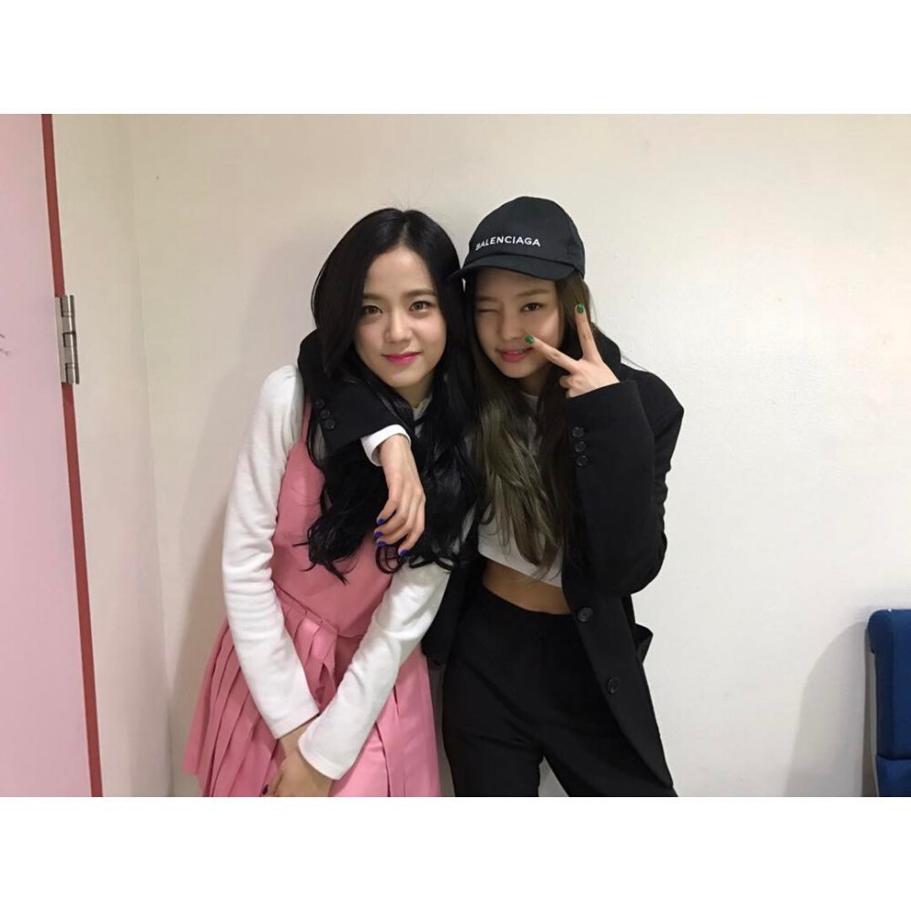 jisoo&jennie