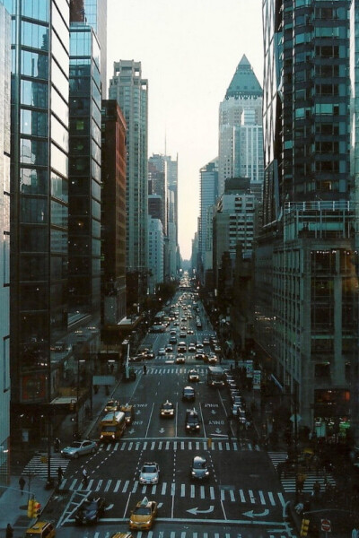 繁忙的城市街道 inner love