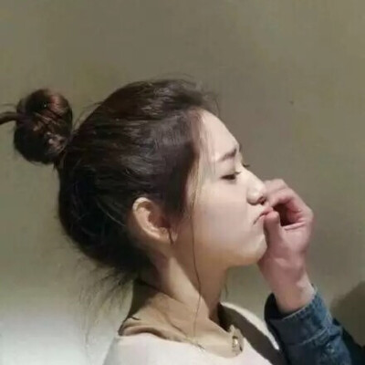 欧美风 唯美 背影 侧颜杀 女生头像 情侣头像 by浅唱低吟