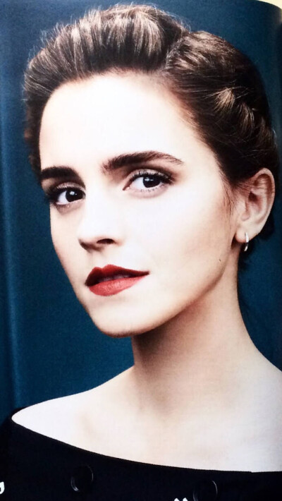 艾玛沃特森# 杂志专访 #emma watson# 图源微博