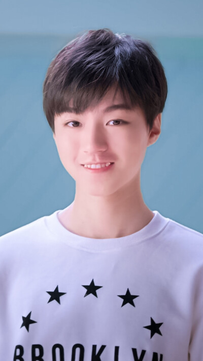 王俊凯#tfboys oppo手机新广告 高 帅气