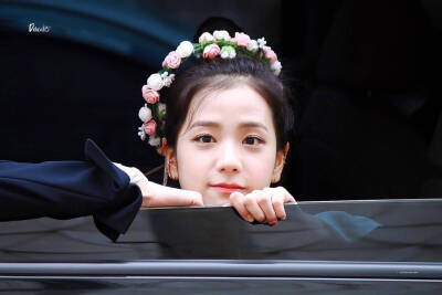 金智秀 jisoo blackpink