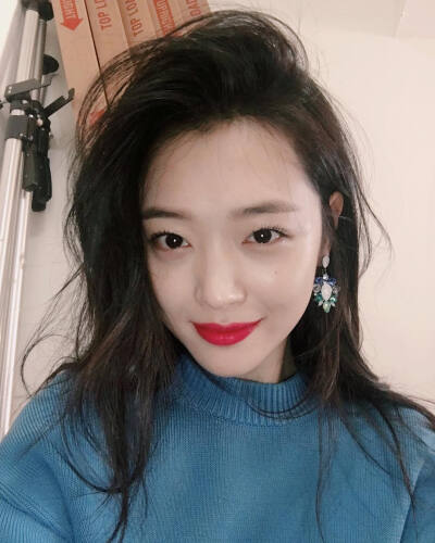 美女