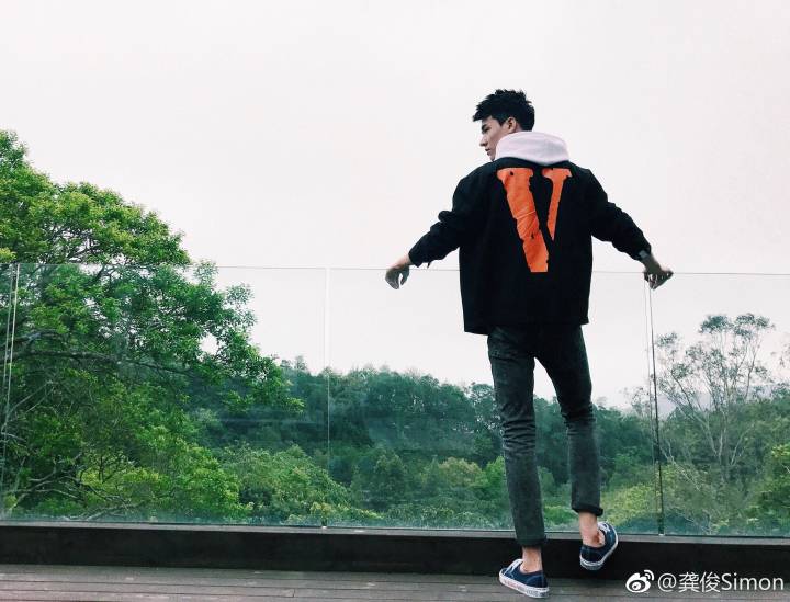 龚俊网络剧盛势饰夏耀