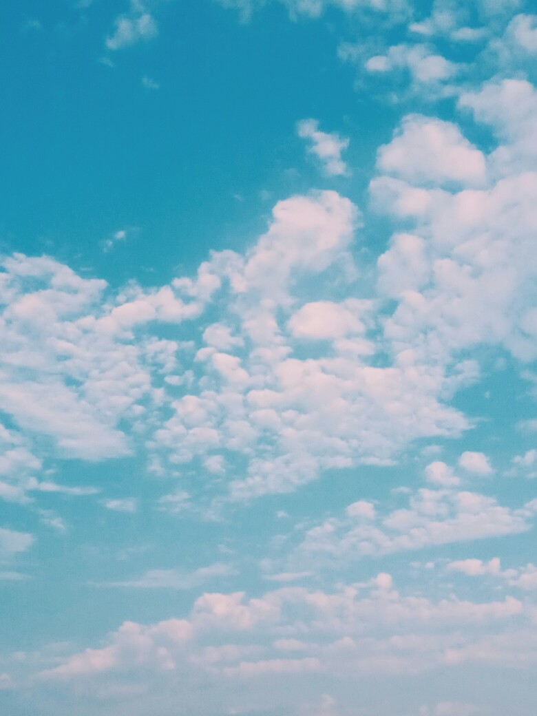碧蓝的天空