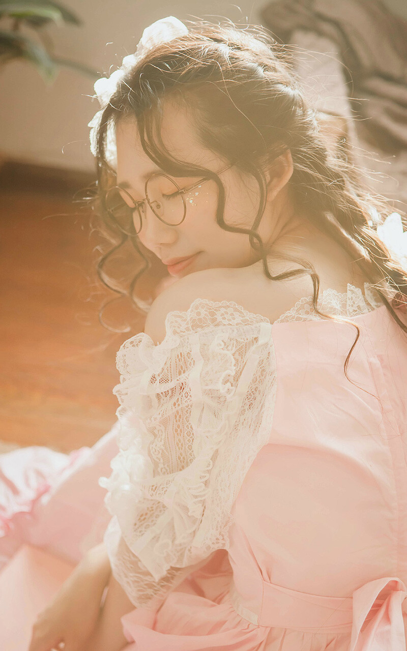 粉嫩可爱少女唯美写真手机桌面壁纸-55壁