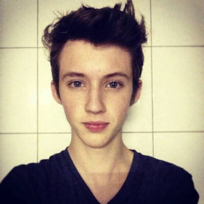 戳爷troye sivan 欧美 男神