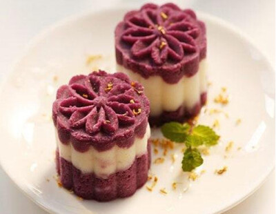 紫薯山药糕.中华美食小吃甜品