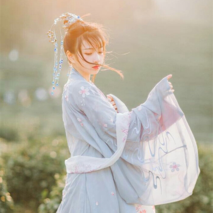 【女生头像】【古风头像】【自截头像】【汉服】 吧唧哦啦6161