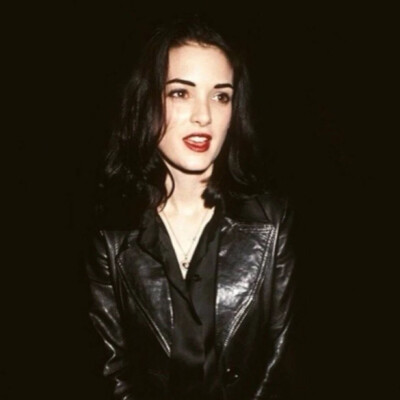 欧美头像女/ins红人/大部分来自ins自截/!winona ryder by:leesiutung