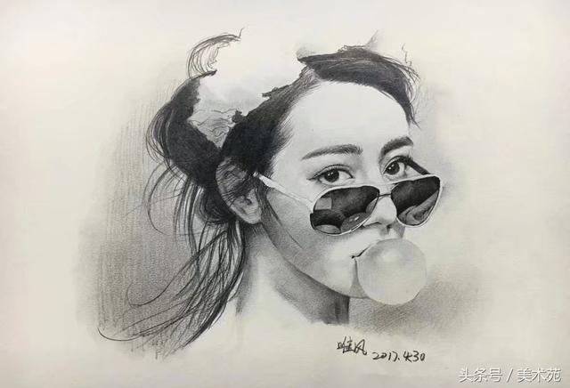 素描教程-这样的迪丽热巴依旧很美