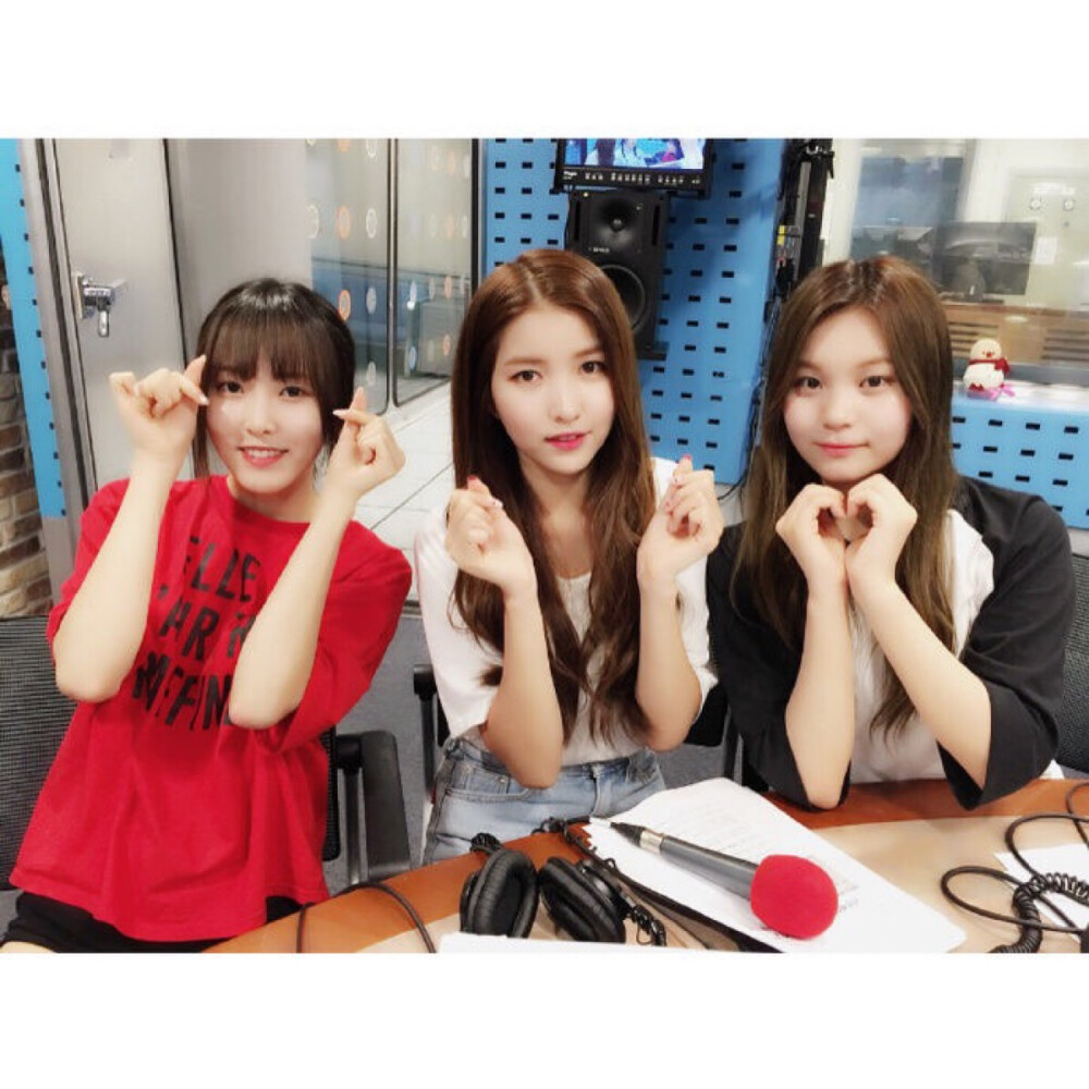 gfriend 严智 金艺源 俞宙 崔俞娜 素媛 金素晶