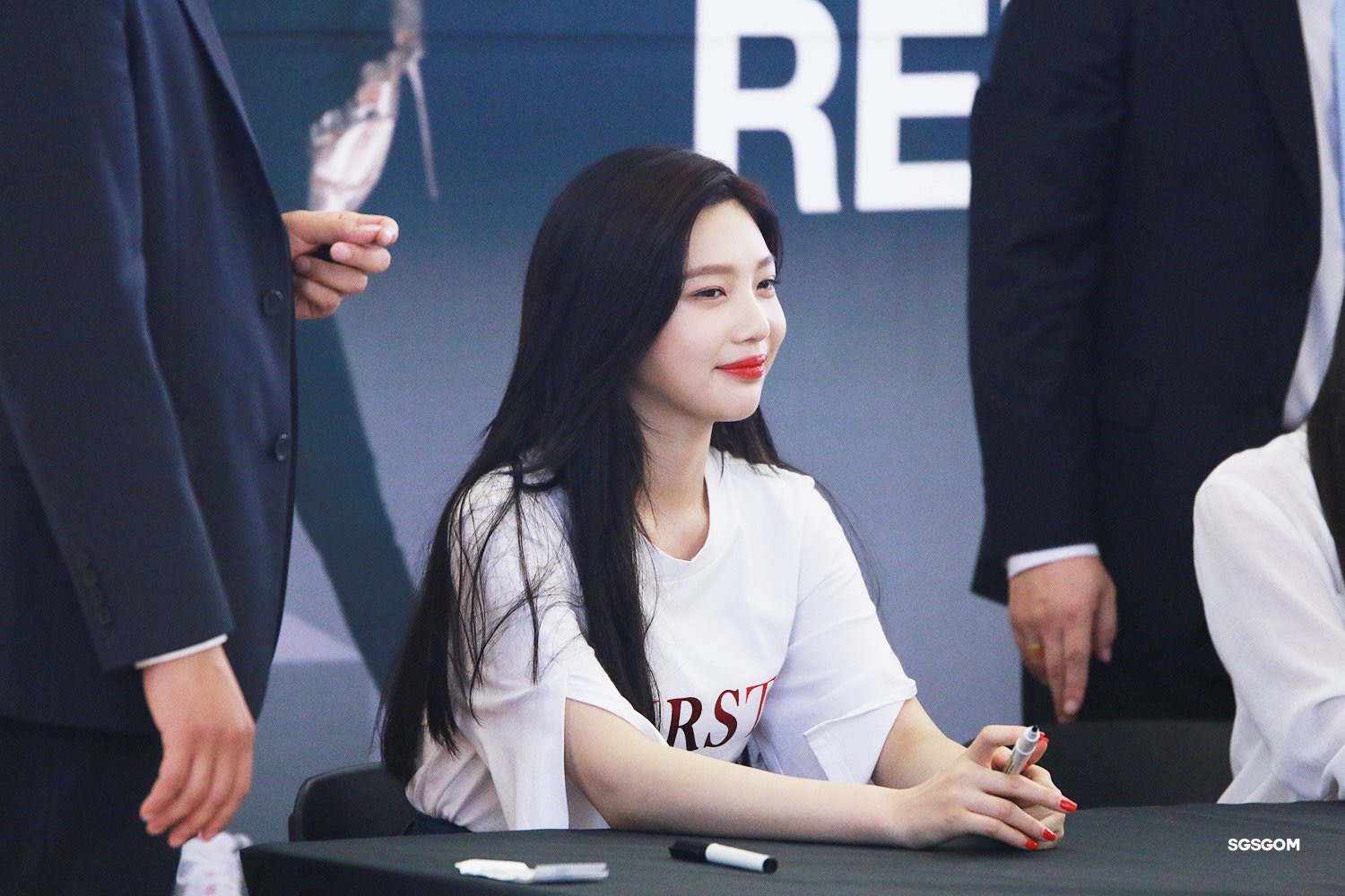 red velvet 朴秀荣 joy 堆糖,美图壁纸兴趣社区