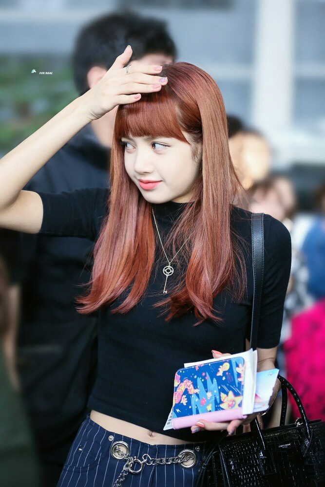 blackpink lisa 堆糖,美图壁纸兴趣社区