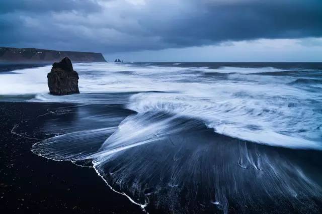冰岛维克黑海滩