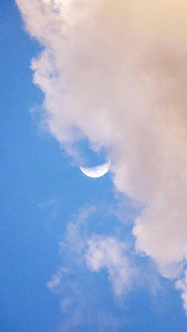 白云 天空 梦幻 背景 壁纸